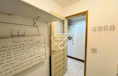 Imagem 16: Apartamento original 4 quartos, revertido para 3, na quadra da praia,...