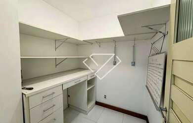 Imagem 15: Apartamento original 4 quartos, revertido para 3, na quadra da praia,...