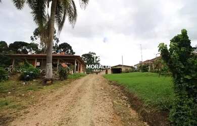 Imagem: A fazenda possui 180.000m² de Área, Varanda, Guarda roupa