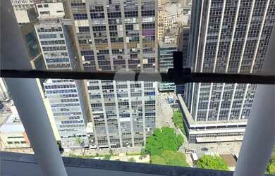 Imagem: O depósito possui 860m² de Área e está localizado em Centro