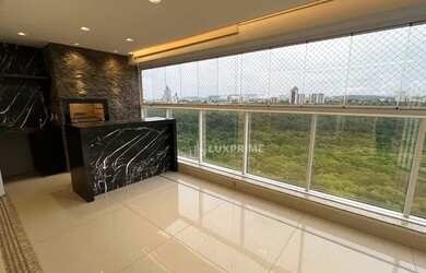 Imagem: O apartamento possui 3 Dormitórios, 5 Banheiros, 3 Vagas na