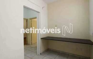 Imagem: O apartamento possui 3 Dormitórios, 1 Banheiro e 73m² de Área