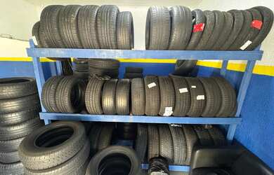 Imagem: O depósito está localizado em Barnabé, Gravataí à venda