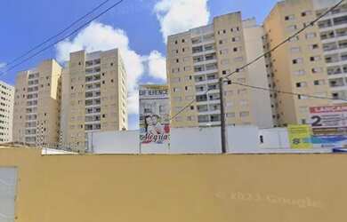 Imagem: O apartamento possui 2 Dormitórios, 1 Banheiro e 1 Vaga na