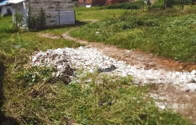 Imagem: O terreno possui 250m² de Área e está localizado em Olho