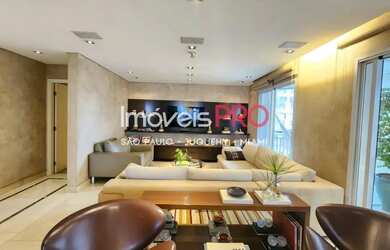 Imagem: O apartamento possui 4 Dormitórios, 5 Banheiros, 4 Vagas na