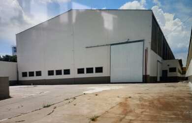 Imagem: O depósito possui 1.914m² de Área e está localizado em