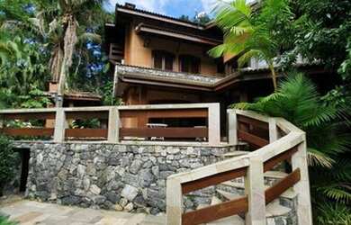 Imagem 4: Casa Alto Padrão para Venda em Balneario Praia do Perequê Guarujá-SP