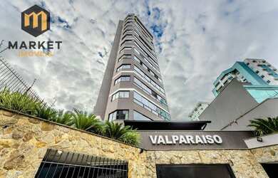 Imagem: O apartamento à venda possui 3 Dormitórios, 4 Banheiros, 2