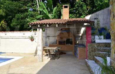Imagem 8: Casa à Venda no Morro do Sorocotuba em Guarujá, praia do Éden
