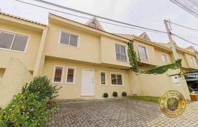 Imagem: A casa em condomínio possui 3 Dormitórios, 3 Banheiros, 2