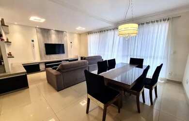 Imagem: O apartamento possui 3 Dormitórios, 4 Banheiros, 3 Vagas na