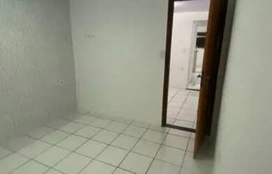 Imagem 3: Aluga-se casa. 1 Vaga na garageme2 Dormitórios