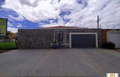 Imagem: O depósito possui 4 Vagas na garagem, 256m² de Área e está