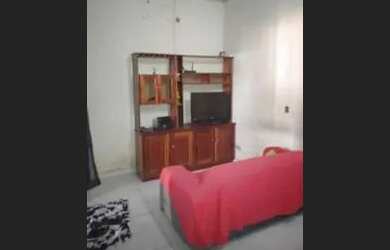 Imagem: A casa possui 3 Dormitórios, 1 Banheiro, 1 Vaga na garagem