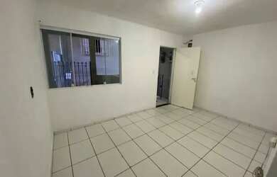 Imagem: A casa possui 2 Dormitórios, 1 Banheiro, 120m² de Área e