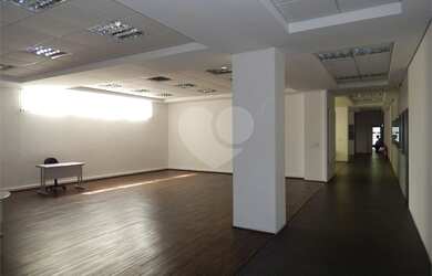 Imagem 11: Galpão/Depósito/Armazém para aluguel possui 883 metros quadrados em...