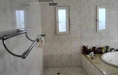 Imagem 10: CASA CARAPICUÍBA. Piscina, Churrasqueira, 540m² de Áreae5 Vagas na...