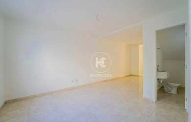 Imagem: A casa possui 3 Dormitórios, 3 Banheiros, 84m² de Área e