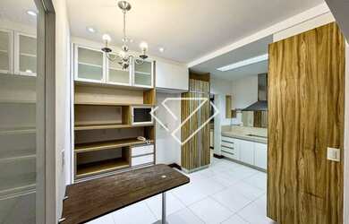 Imagem 9: Apartamento original 4 quartos, revertido para 3, na quadra da praia,...