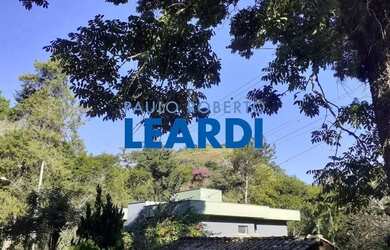 Imagem: O terreno possui 473m² de Área e está localizado em Parque