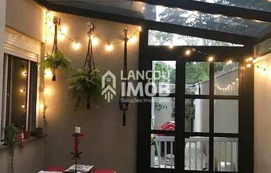 Imagem: O apartamento possui 3 Dormitórios, 3 Banheiros, 109m² de