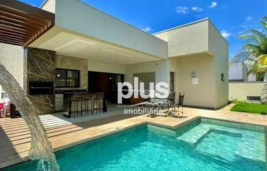 Imagem: A casa em condomínio possui 3 Dormitórios, 4 Banheiros, 4