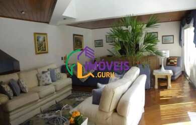 Imagem: A casa em condomínio possui 4 Dormitórios, 5 Banheiros, 3