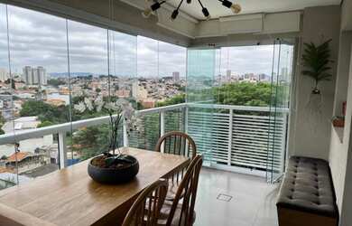 Imagem: O apartamento possui 4 Dormitórios, 3 Banheiros, 2 Vagas na