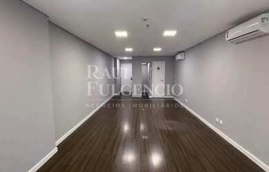 Imagem: O depósito possui 1 Vaga na garagem, 41m² de Área e está