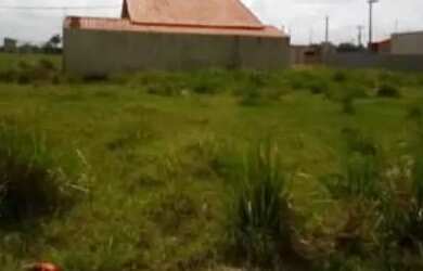 Imagem: O terreno possui 252m² de Área e está localizado em Araruama