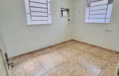 Imagem 8: Ampla Casa 05 quartos no centro leia