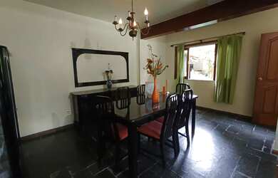 Imagem 3: //Linda Mansão no Parque das Laranjeiras