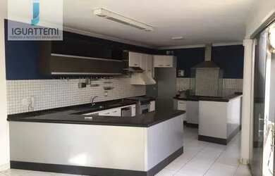 Imagem: A casa em condomínio possui 3 Dormitórios, 3 Banheiros, 2