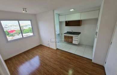 Imagem: O apartamento possui 1 Dormitório, 1 Banheiro, 1 Vaga na garagem