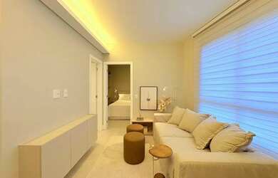 Imagem: O apartamento possui 1 Dormitório, 1 Banheiro, 1 Vaga na garagem