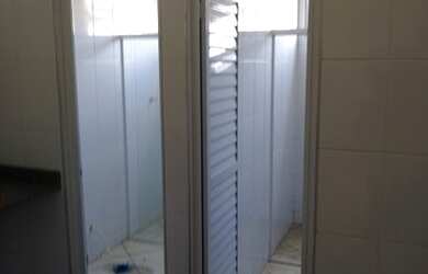 Imagem 10: Galpão com 2.200 metros no Civit II com dois pórticos 10 e 30 tonetadas