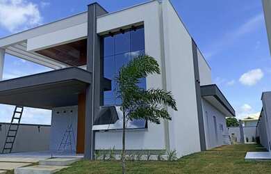 Imagem: A casa em condomínio possui 3 Dormitórios, 4 Banheiros, 4