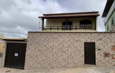 Imagem 1: Casa espetacular a venda. Piscina, Churrasqueira, Varandae80m² de Área