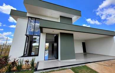 Imagem: A casa em condomínio possui 3 Dormitórios, 4 Banheiros, 2