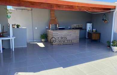 Imagem: A casa possui 2 Dormitórios, 2 Banheiros, 2 Vagas na garagem