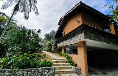 Imagem 5: Casa Alto Padrão para Venda em Balneario Praia do Perequê Guarujá-SP