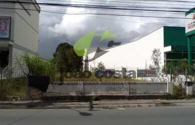 Imagem: O terreno possui 872m² de Área e está localizado em Centro