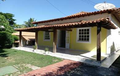 Imagem: A casa em condomínio possui 4 Dormitórios, 4 Banheiros, 1