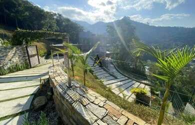 Imagem 5: Casa Alto Padrão. Churrasqueira, Varanda, Vista para o mareGuarda roupa