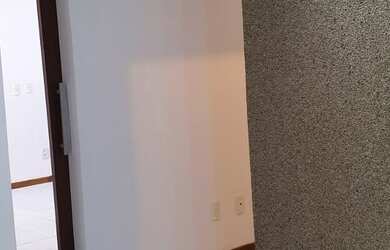 Imagem: O depósito possui 1 Vaga na garagem e 30m² de Área e está