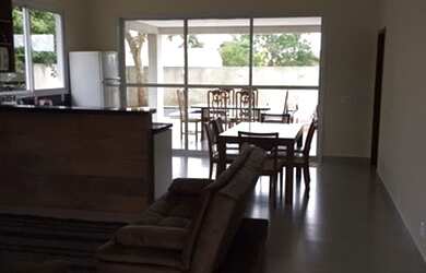 Imagem: A casa em condomínio possui 3 Dormitórios, 4 Banheiros, 5