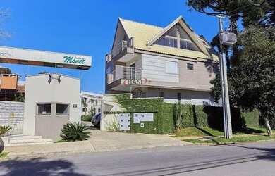 Imagem: A casa em condomínio possui 4 Dormitórios, 4 Banheiros, 4