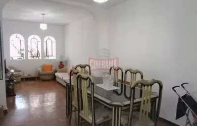 Imagem: A casa possui 2 Dormitórios, 3 Banheiros, 3 Vagas na garagem