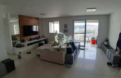 Imagem: O apartamento possui 2 Dormitórios, 1 Banheiro, 2 Vagas na